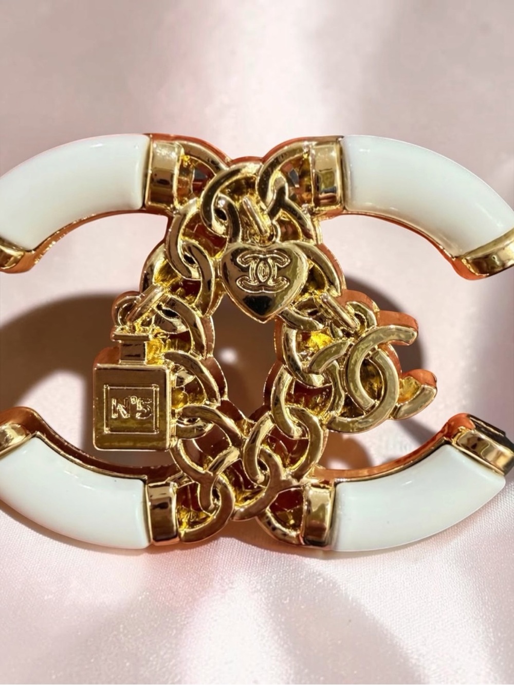 White & Gold CC Style Chain Brooch Pin | Fashion Jewelry Gift | Statement